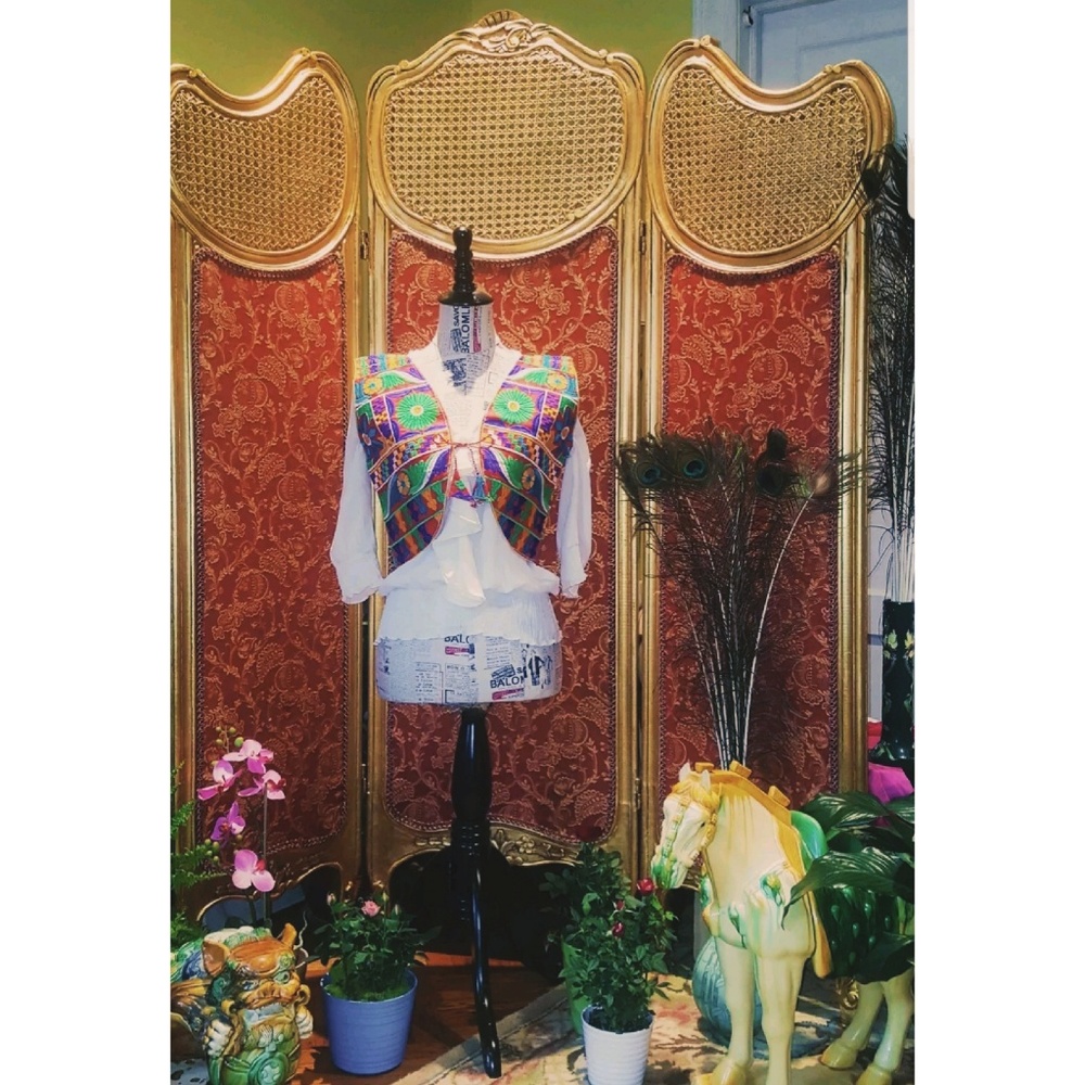 🇮🇳 Koti Banjara tribal vest with flowers 🌹